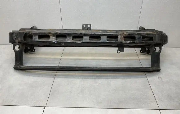 Volkswagen Golf VI Front bumper cross member 5K7807109