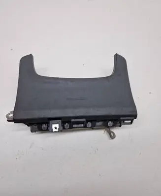 Toyota Prius (XW30) Knee airbag 6B0743410M82