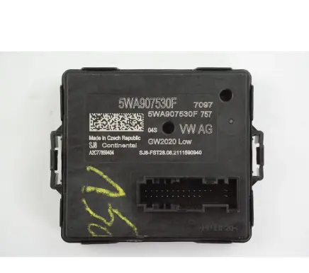 Volkswagen Golf VII Gateway control module 5WA907530F