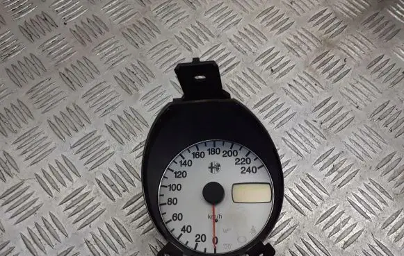 Alfa Romeo 156 Tachometer 60664278