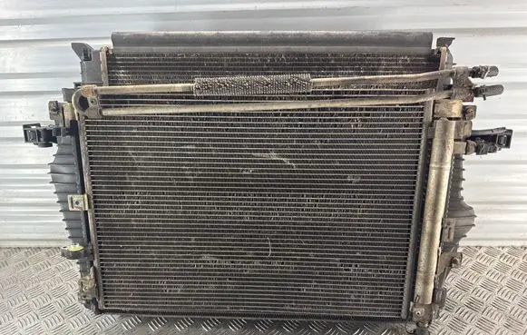A/C cooling radiator (condenser)