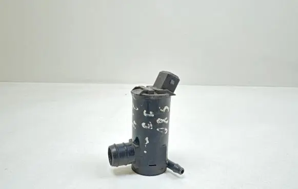 Volvo S80 Windscreen/windshield washer pump 9169611