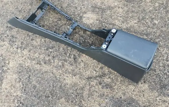 Subaru Impreza II Armrest 
