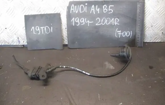 Audi A4 S4 B5 8D Rear air suspension level height sensor 