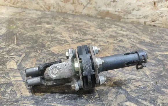Hyundai Santa Fe Steering column universal joint