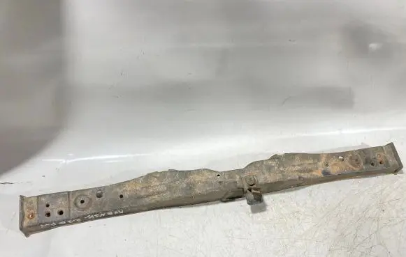 Toyota Avensis T250 Top upper radiator support slam panel