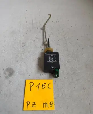 Audi A6 S6 C5 4B Tailgate strut 4B5962115A