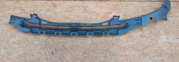 Citroen C3 Front bumper upper radiator grill 2316049R