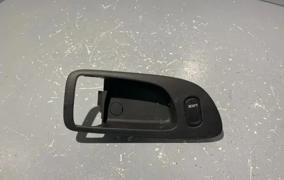 Mazda 3 I Electric window control switch BN8F66660
