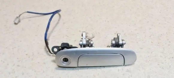 Mazda Premacy Front door exterior handle FR11 GF30