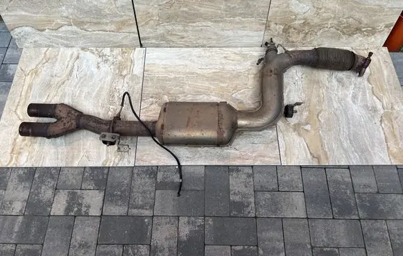 Maserati Levante Muffler/silencer 670034578