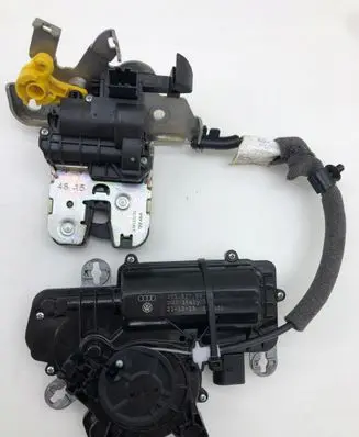 Audi A4 S4 B9 Tailgate/trunk/boot lock/catch/latch