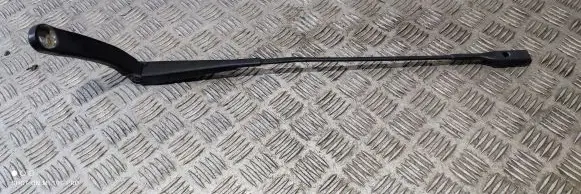 Porsche Macan (95B) Front wiper blade arm W000041784