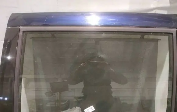 Citroen C8 Rear door window glass AS2