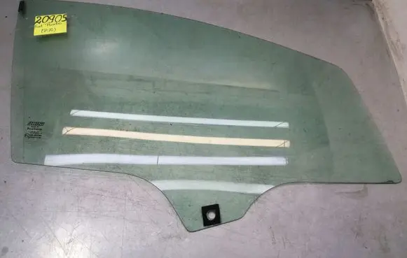 Fiat Punto (199) Front door window glass four-door E143R001583