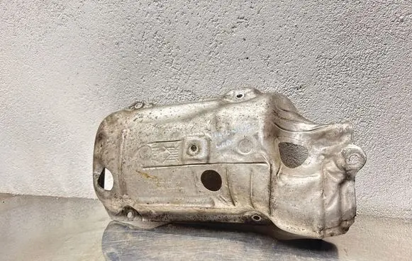 Opel Insignia A Exhaust heat shield 55562332