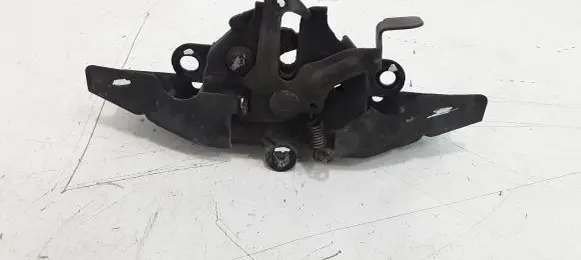 Toyota Corolla E120 E130 Engine bonnet/hood lock/catch