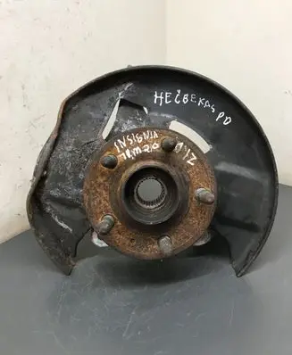 Opel Insignia A Front wheel hub