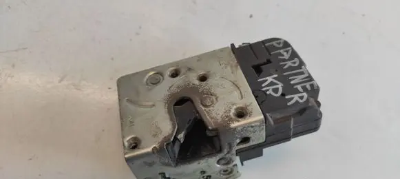 Peugeot Partner Front door lock 