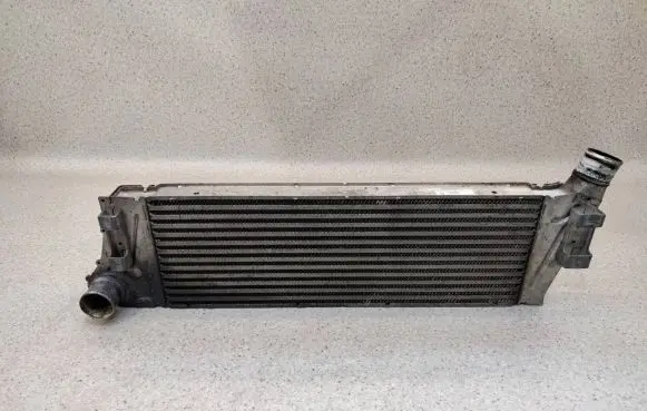 Renault Megane II Intercooler radiator 8200115540 8200115540A