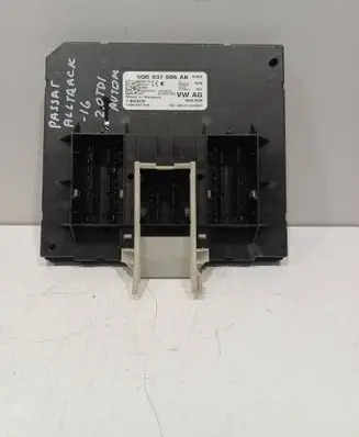 Volkswagen Passat Alltrack Comfort/convenience module 5Q0937086AK F005V01739 16304002FB