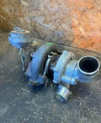 Toyota Corolla Verso E121 Turbo 17201-26031