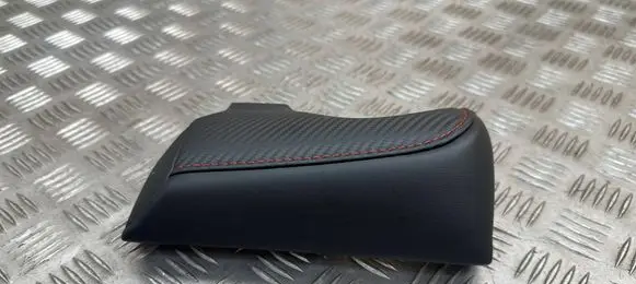 MG ZS Dashboard glove box trim 10716603