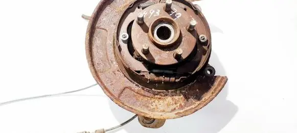 Subaru Impreza III Rear wheel hub