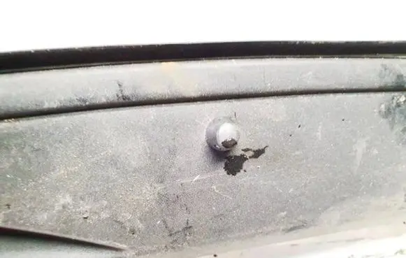 Skoda Favorit (781) Windshield washer spray nozzle 