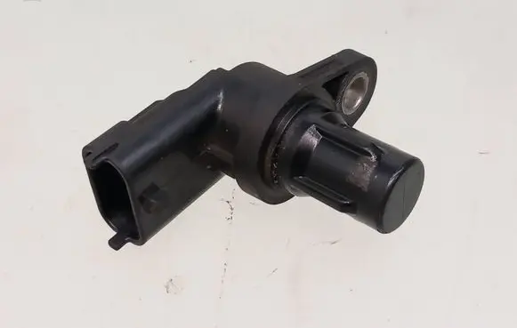 Volvo V70 Camshaft position sensor 8658726 0232103063