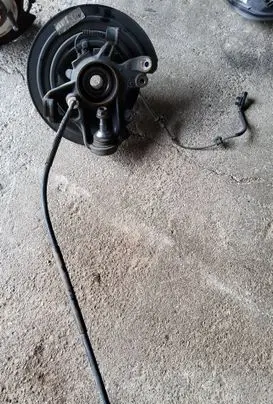 Dodge Durango Rear wheel hub