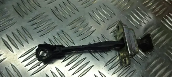 Nissan Qashqai Sliding door check strap stopper 