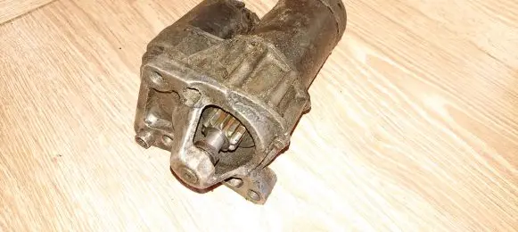 Renault Laguna I Starter motor