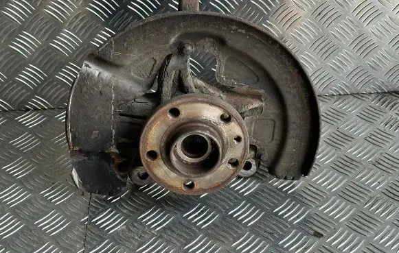 Volvo V60 Front wheel hub