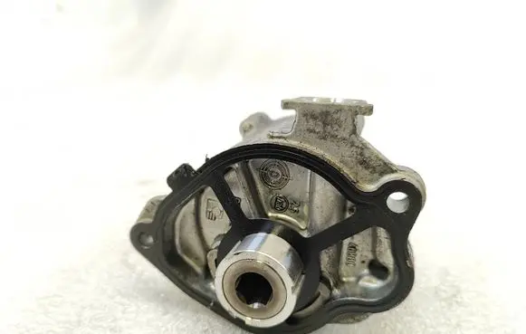 Mercedes-Benz C W204 Vacuum pump A6512300165 GD01497 AC46000