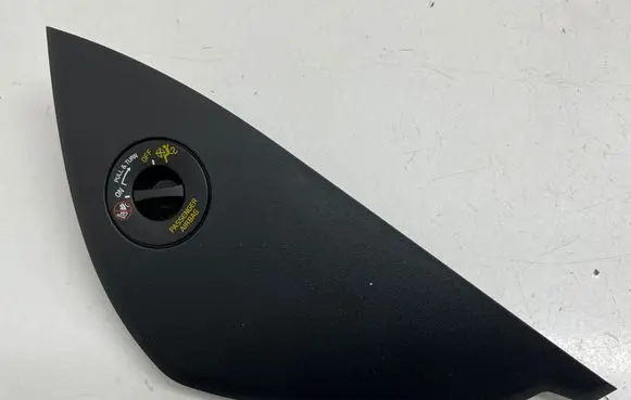 Volvo XC90 Dashboard side end trim 31363696