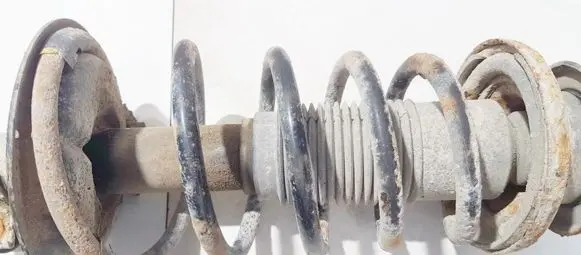 Suzuki Swift I Front coil spring