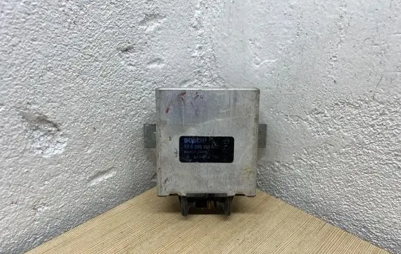 Audi A6 S6 C4 4A Other control units/modules 0285100017 443959659