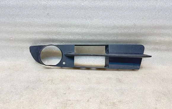 BMW 5 E60 E61 Fog light bracket 704924304