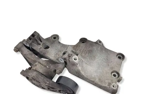Volkswagen Golf V Generator/alternator bracket 038903143AF