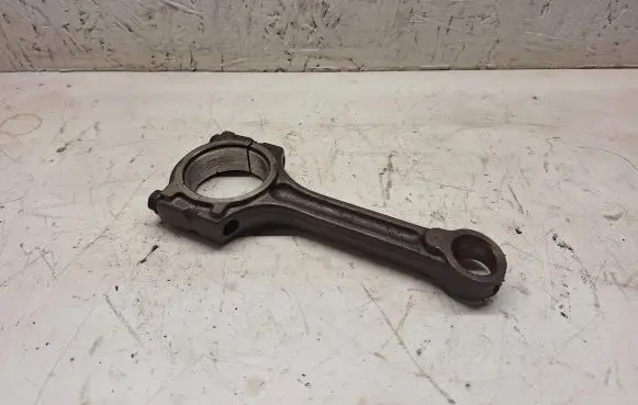 Nissan Qashqai Connecting rod/conrod 