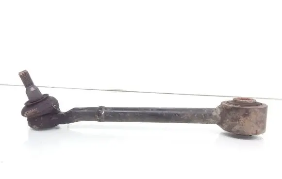 Rear control arm