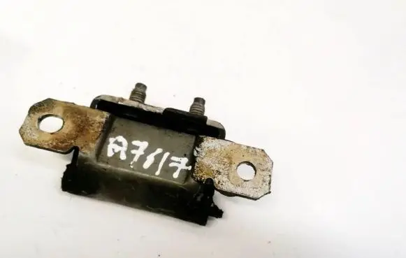 Nissan Almera N16 Tailgate/trunk/boot hinge
