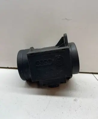 Volkswagen PASSAT B5 Mass air flow meter 074906461
