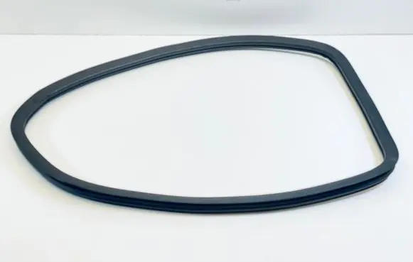 Toyota Aygo AB40 Rubber seal rear door window/glass 678730H030