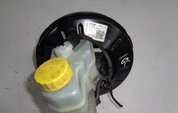 Volkswagen Polo V 6R Brake booster 6C1614105G
