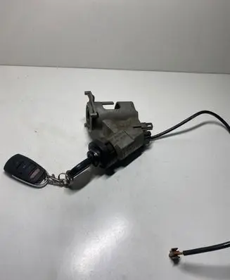 Volkswagen Golf III Ignition lock 357905851D