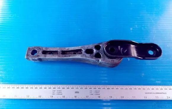 Volkswagen Jetta V Gearbox mounting bracket 1K01998551