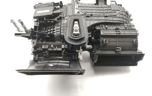 Toyota Yaris Cross Interior heater climate box assembly 55990K0020