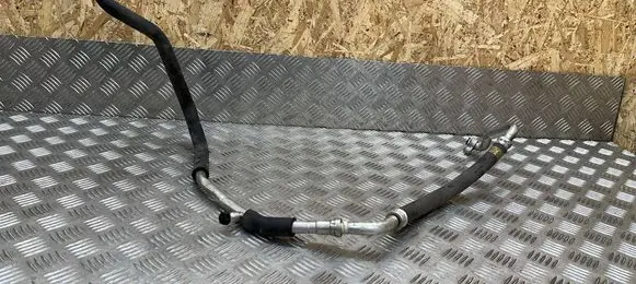 Lexus UX Air conditioning (A/C) pipe/hose
